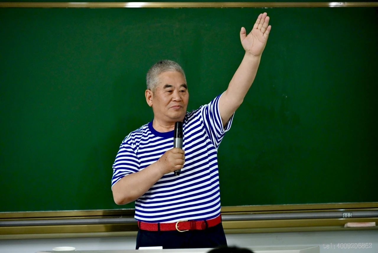 储吉旺为高校学子讲授“毕业最后一课”(图3)